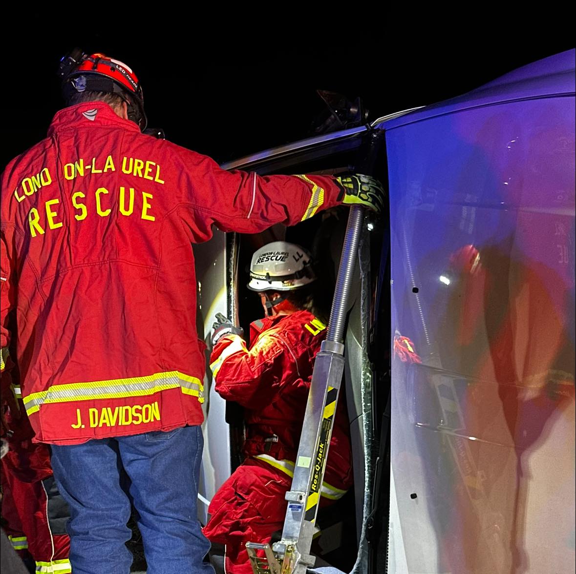 LEX 18 - A Wednesday evening vehicle collision on West Hal... | Facebook