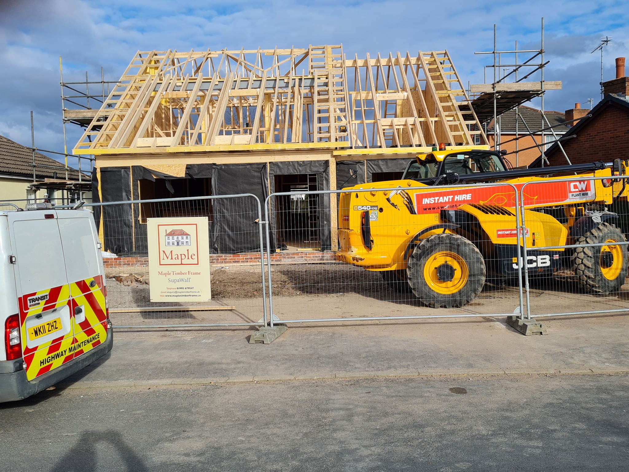🔨🏠 The timber frame has now been... - Maple Timber Frame | Facebook