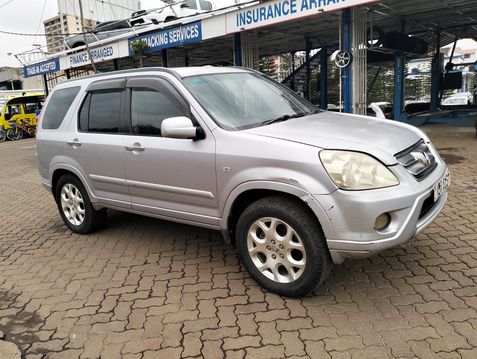 V　 HONDA CRV 2006 | 2400cc | Petrol | Auto | 7 Seater Price: Ksh