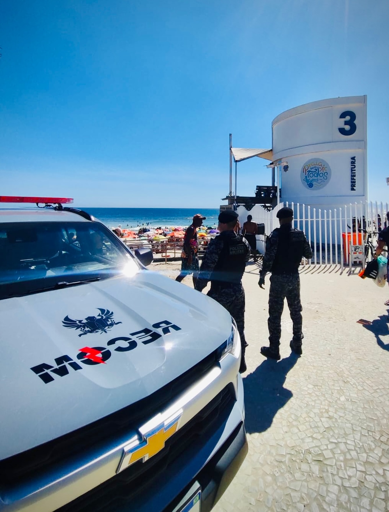 Batalhão de Rondas Especiais e Controle de Multidão - RECOM | Rio de ...