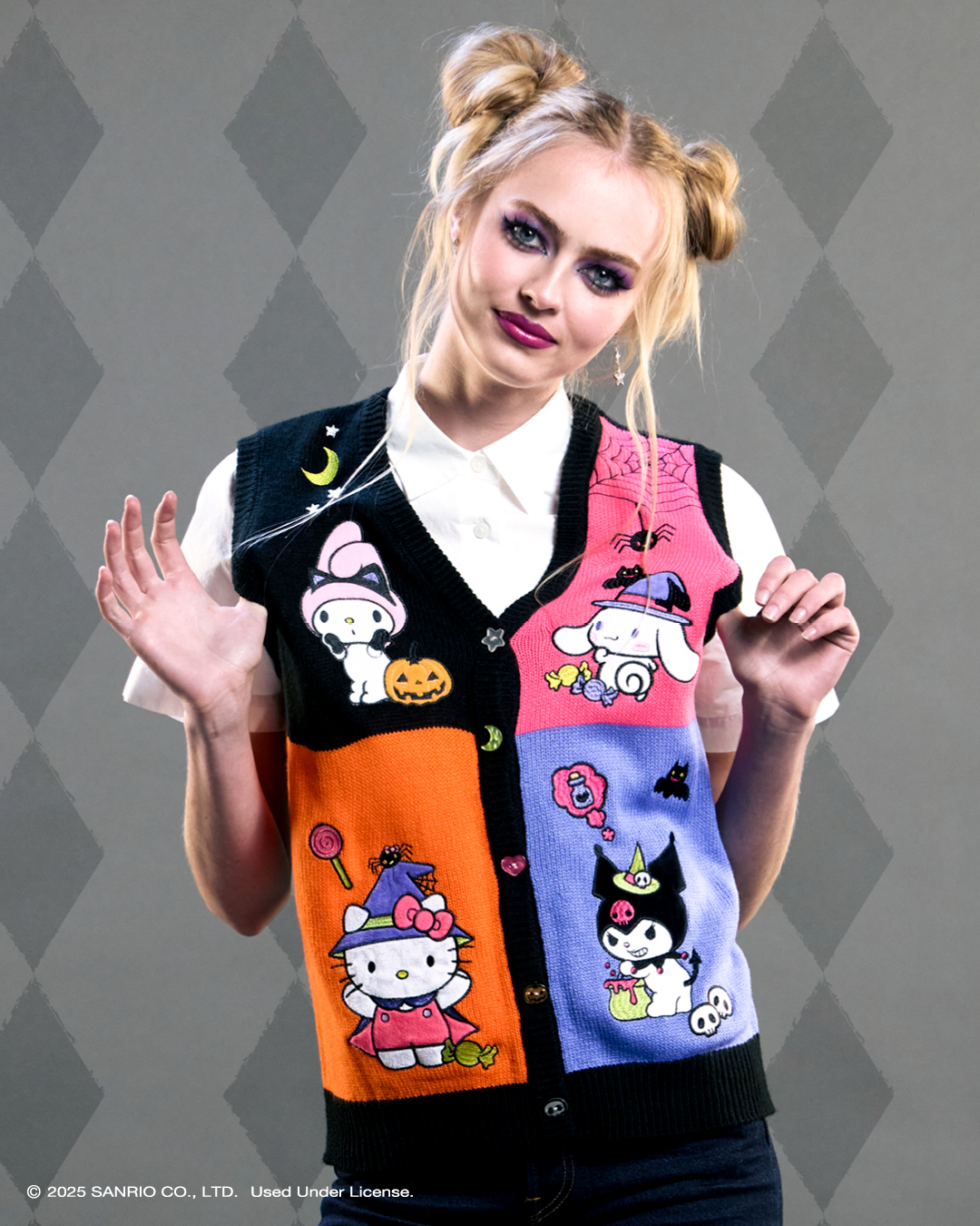 Hello Kitty - 