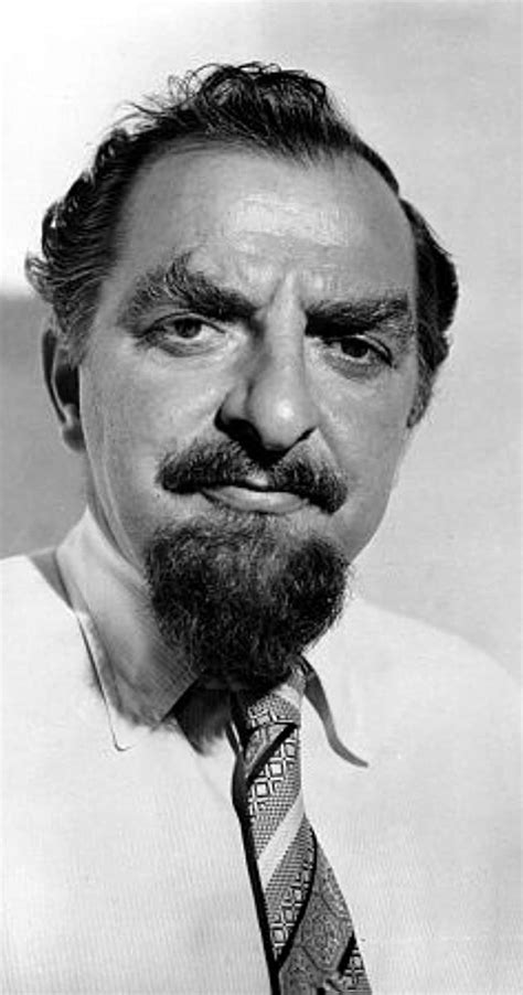 The Riley - On this day May 30, 1912 actor Hugh Griffith was born (died ...