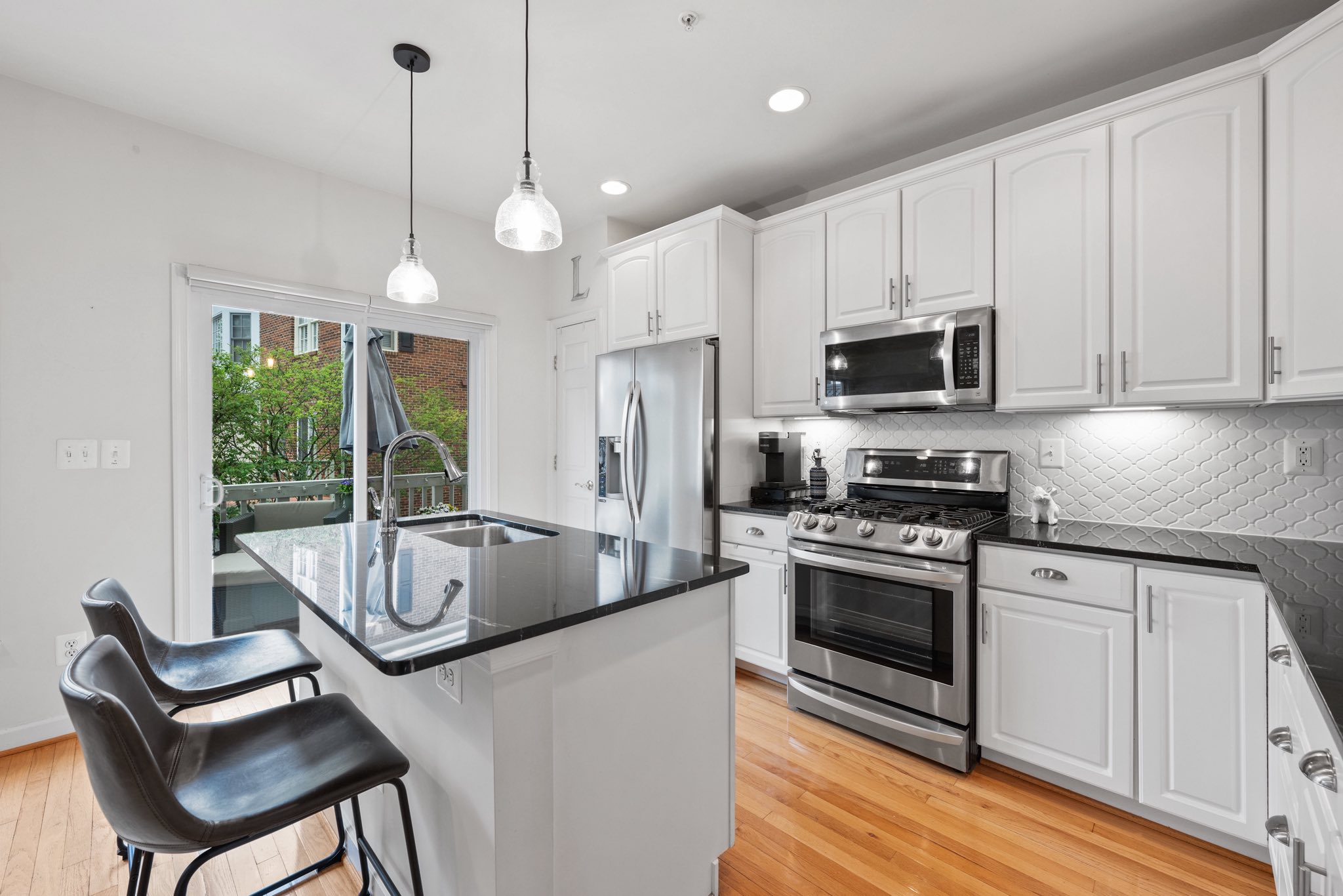Lisa Stransky, Washington Fine Properties, LLC