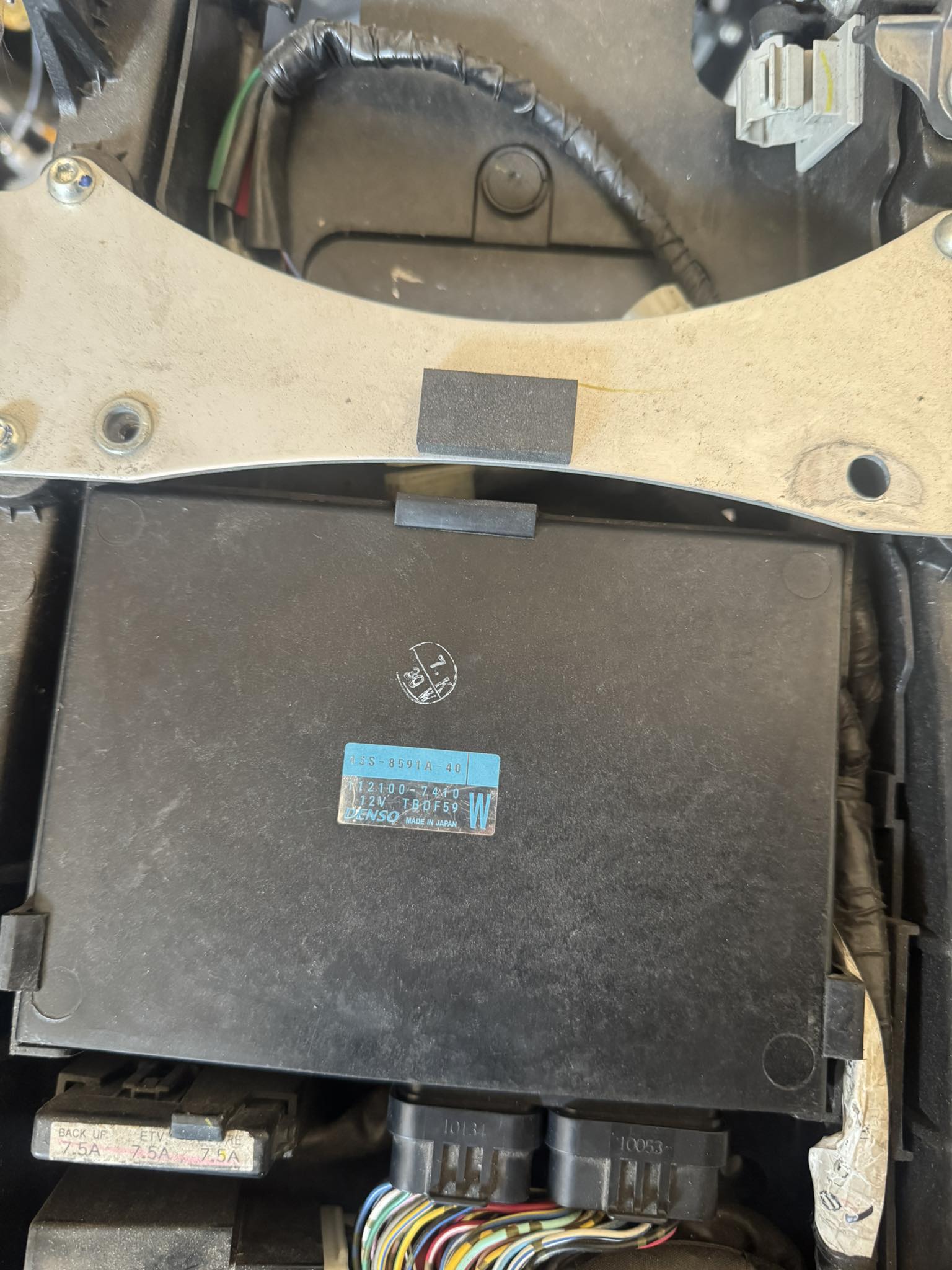 Hey, someone stole mine ecu off a Yamaha R6 rj15 and I bought