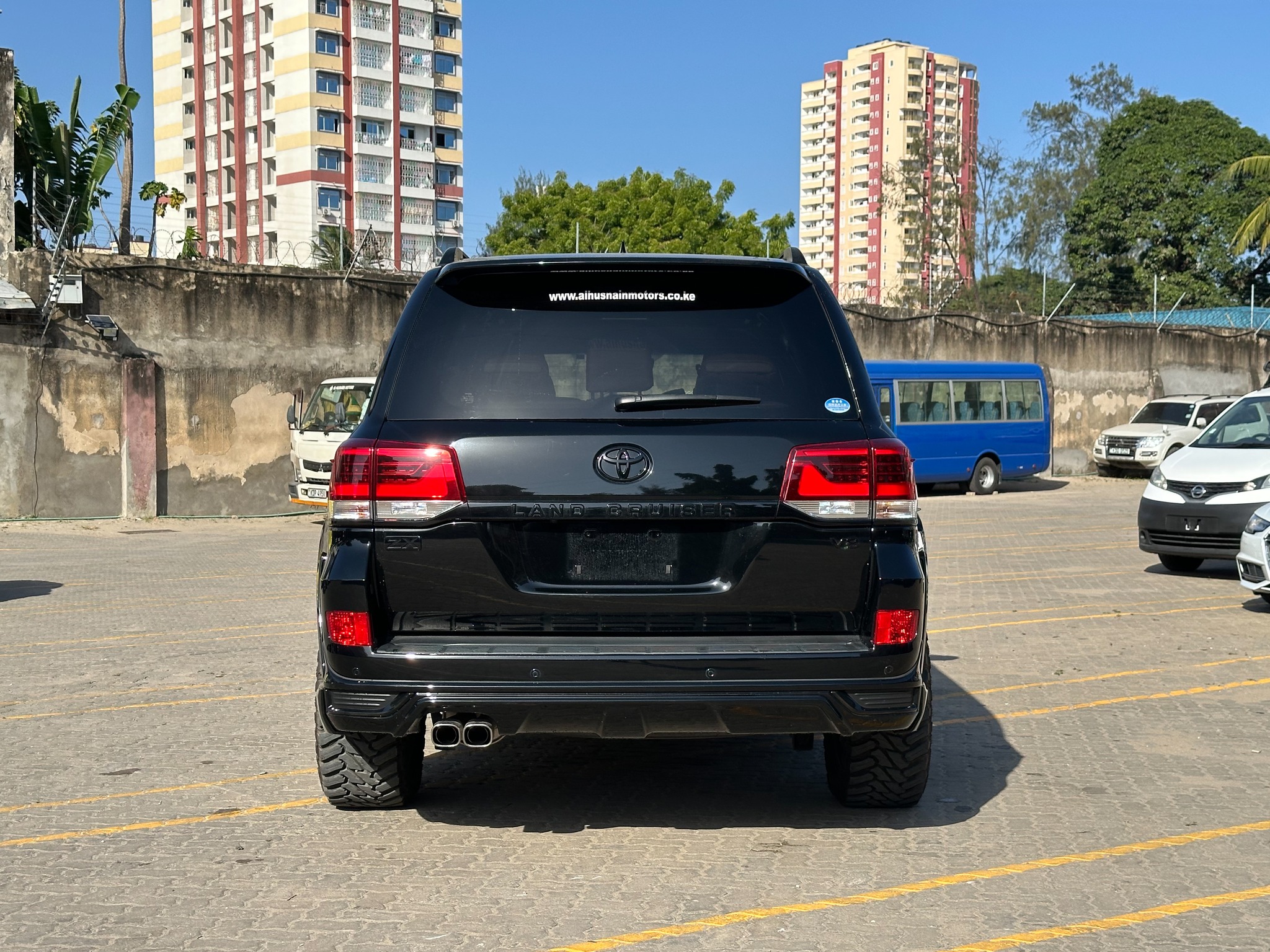 2019 Toyota Land Cruiser ZX Engine & Performance Engine: 4.6L V8