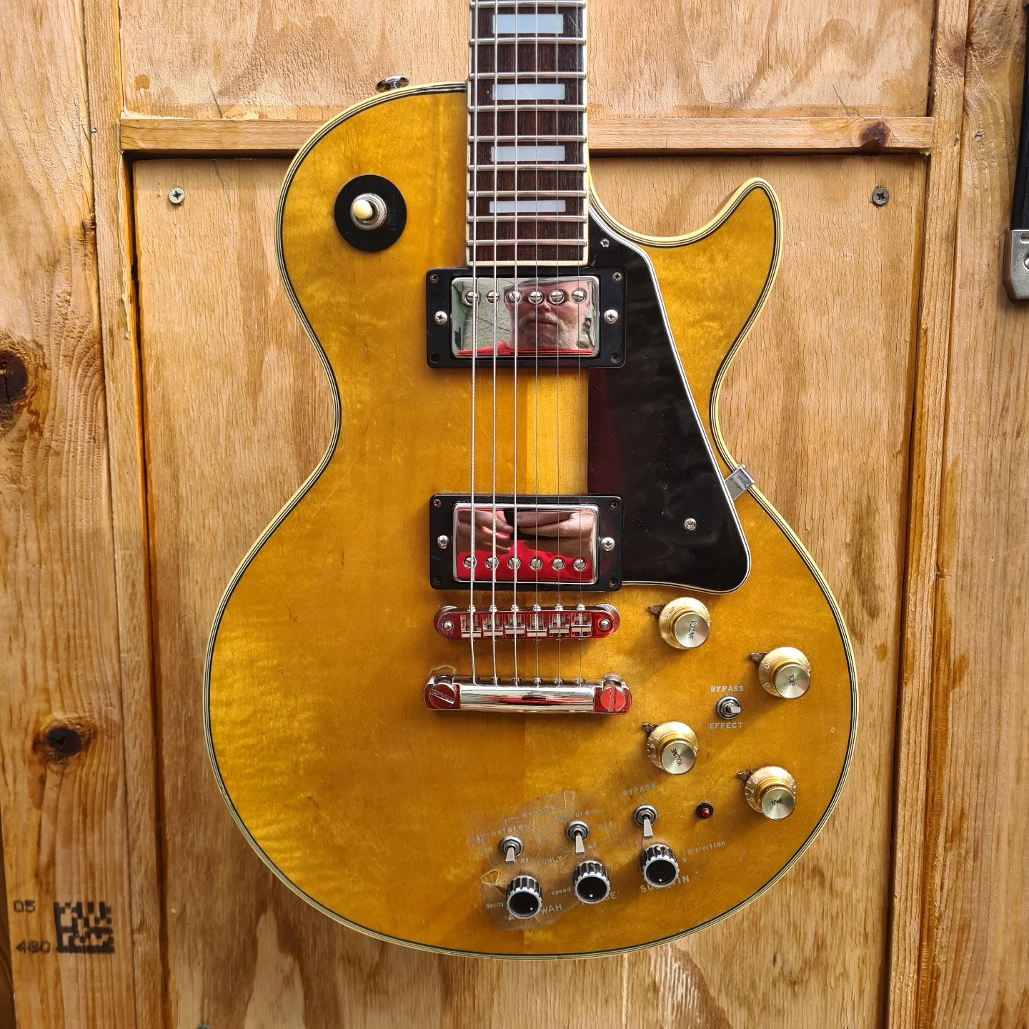 Restored Fresher FL-301 guitar from 1970s