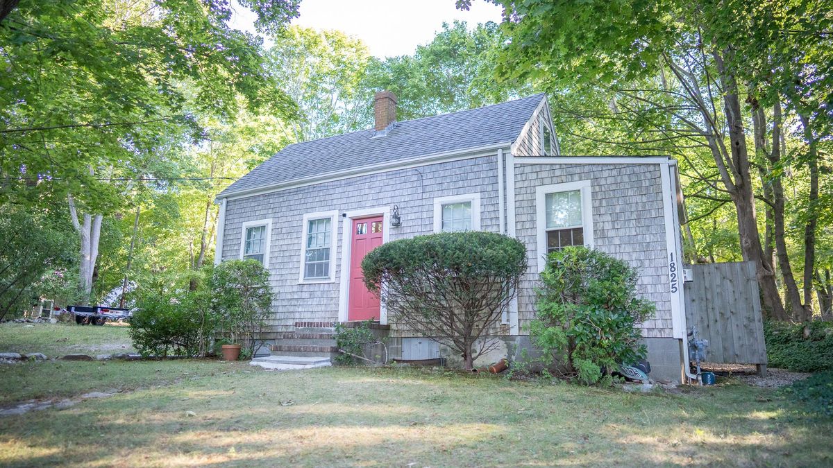 Cape Cod Times - This house in West Barnstable built in... | Facebook