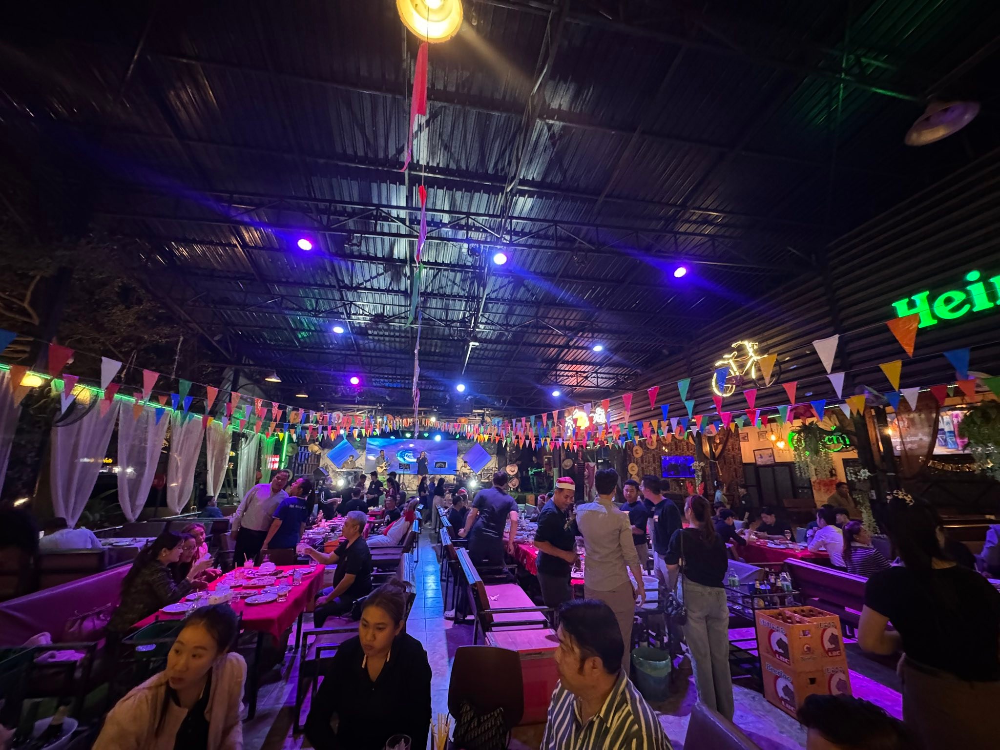 ສະບາຍດີວຽງຈັນ Sabaidee Restaurant At.viengchan | Vientane