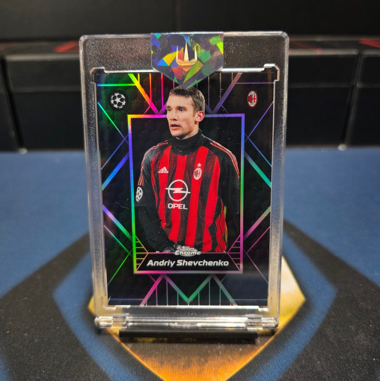 Trident - ? LEO MESSI RENAISSANCE SSP CASE HIT ? Yup @toppsfc 