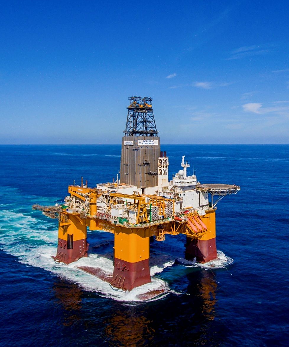 Loker - Deepsea Stavanger is a 6th generation, dual-derrick, harsh ...