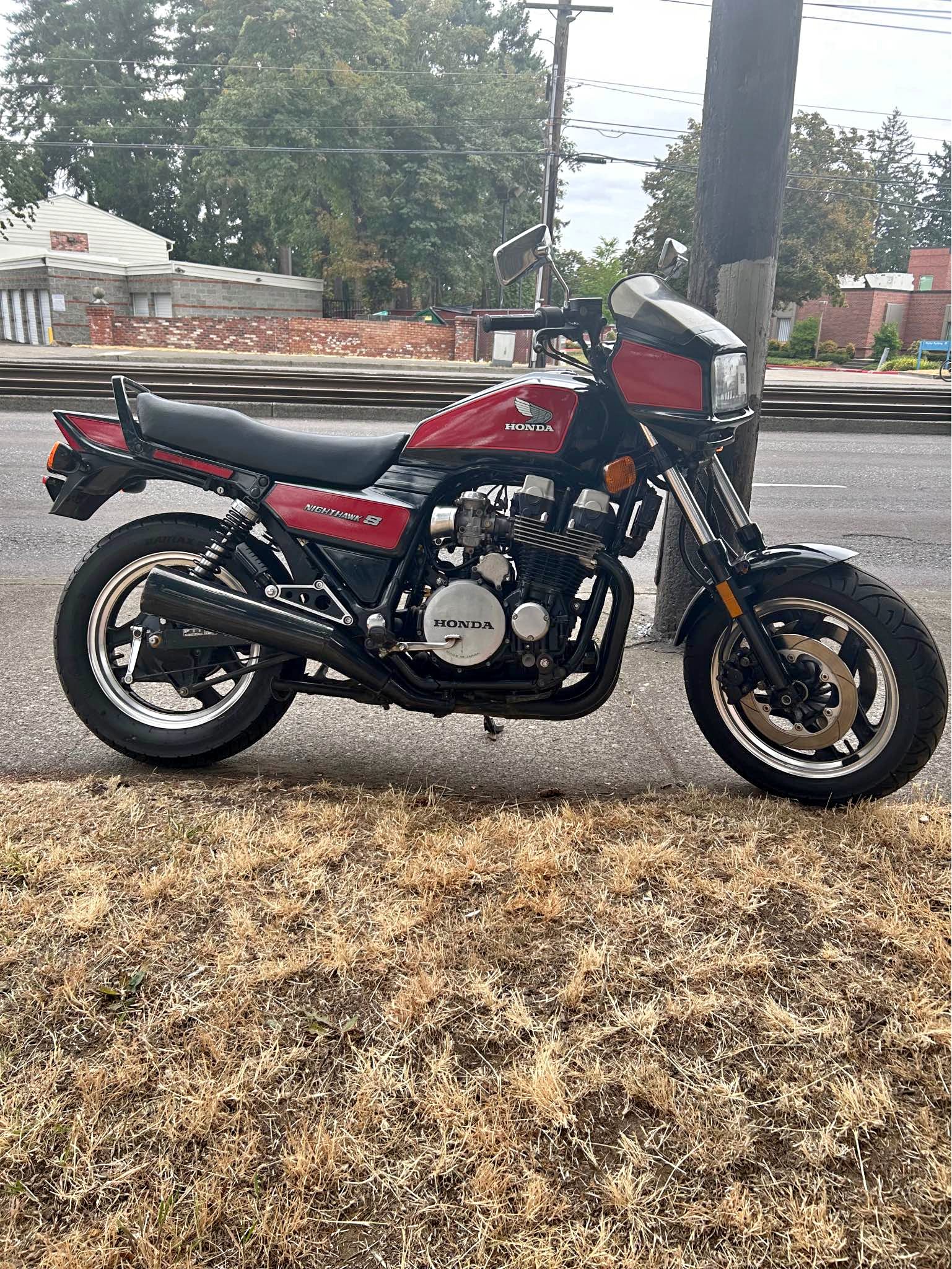 1985 Honda Cb700