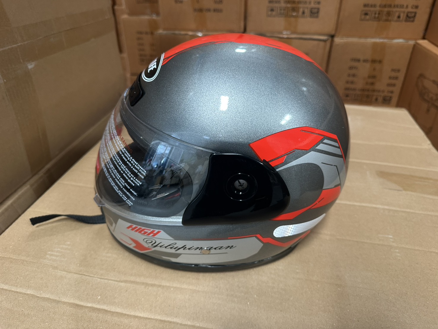 Random helmet & ID helmet