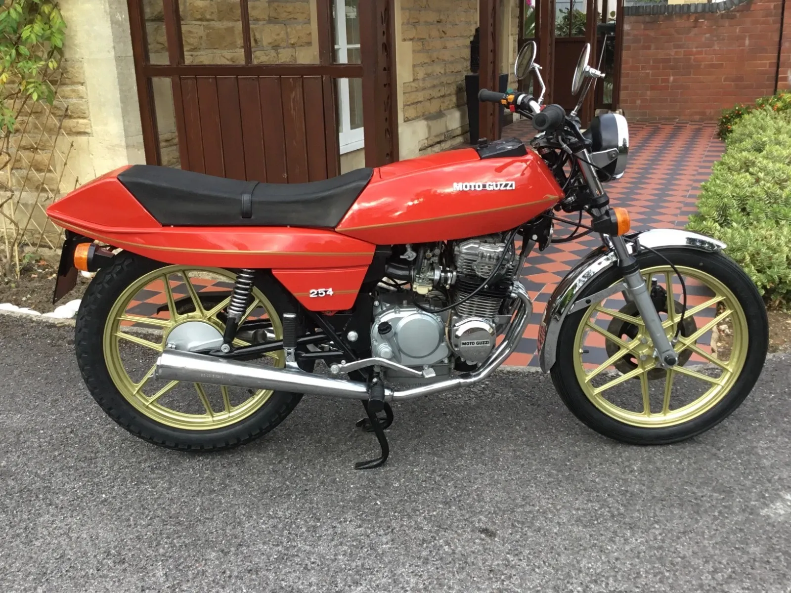 その他 16 true Check out this rare 1987 Moto Guzzi NTX 650 in superb original