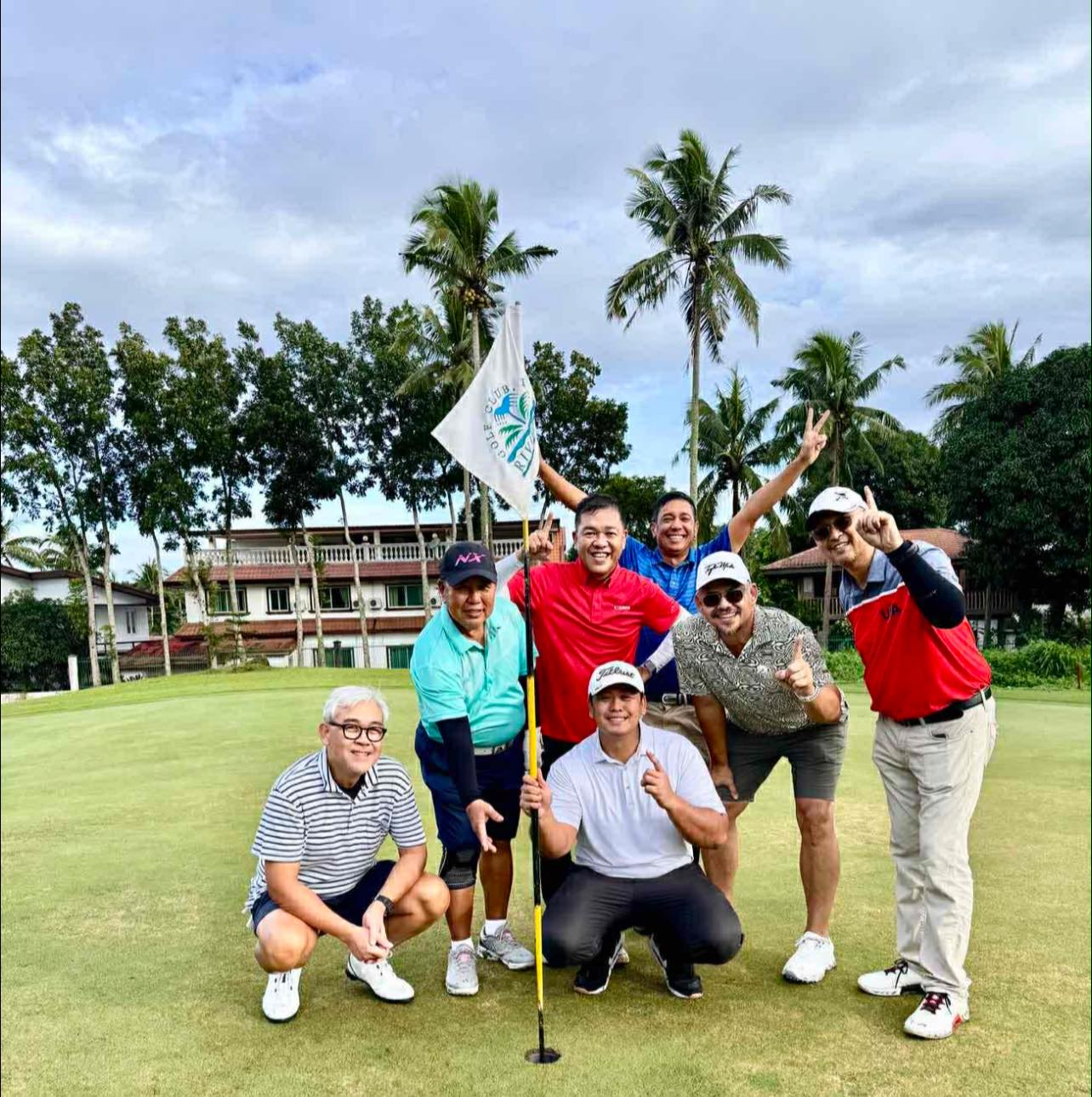 INQUIRER - HOLE-IN-ONE ALERT: Mark Bellen aced the sixth hole of the ...