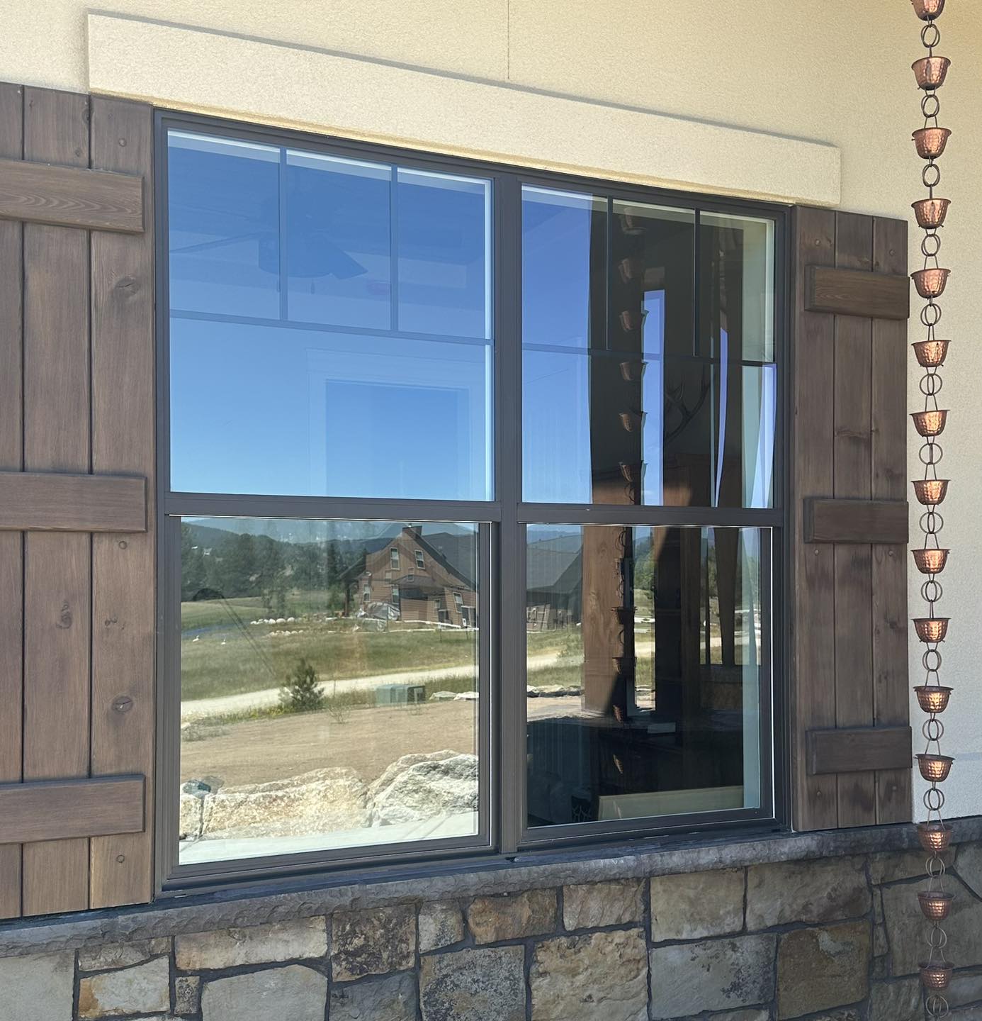 Razor's Edge Window... - Razor's Edge Window Cleaning