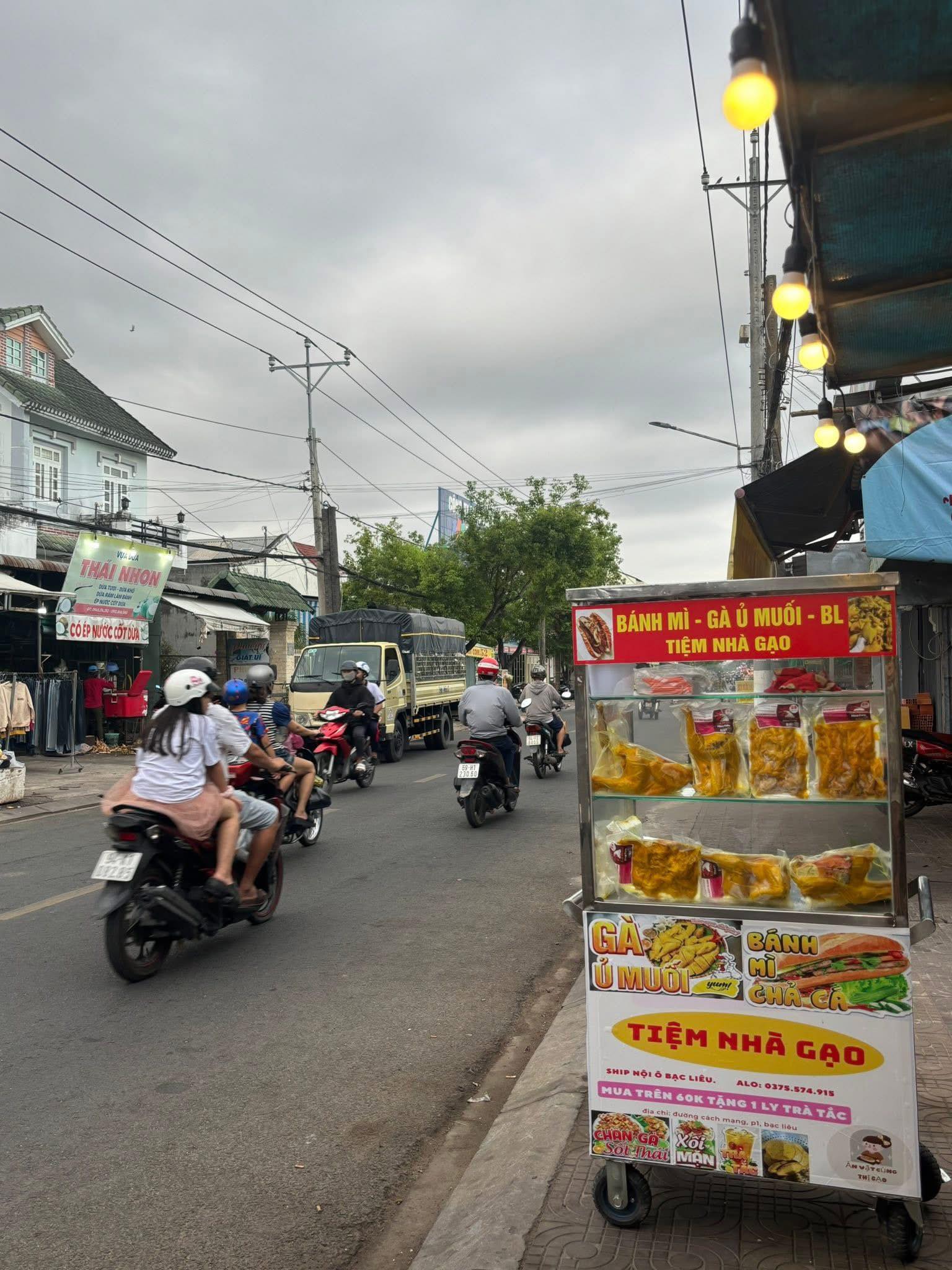 Gà Ủ Muối - Bạc Liêu