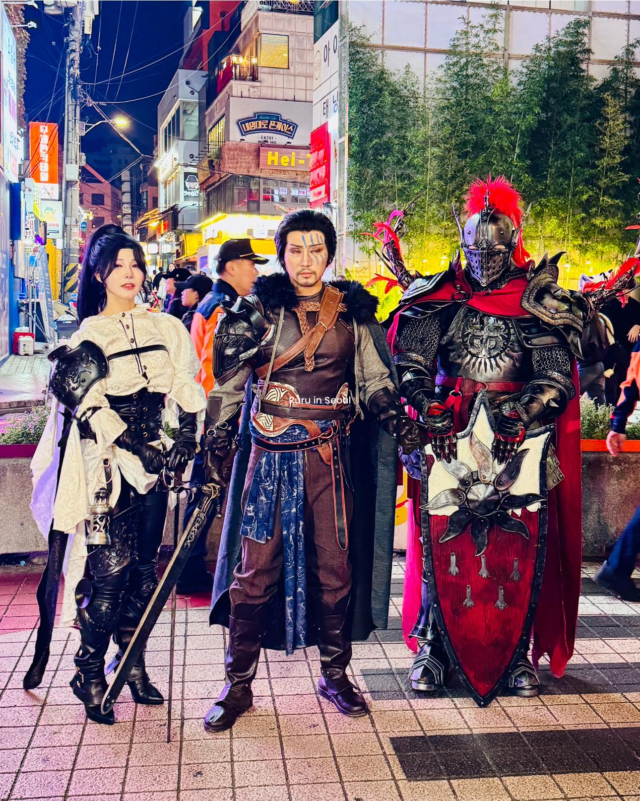 Ruru - Halloween in Hongdae 2025.11.01 #Hongik #halloween2025 # ...