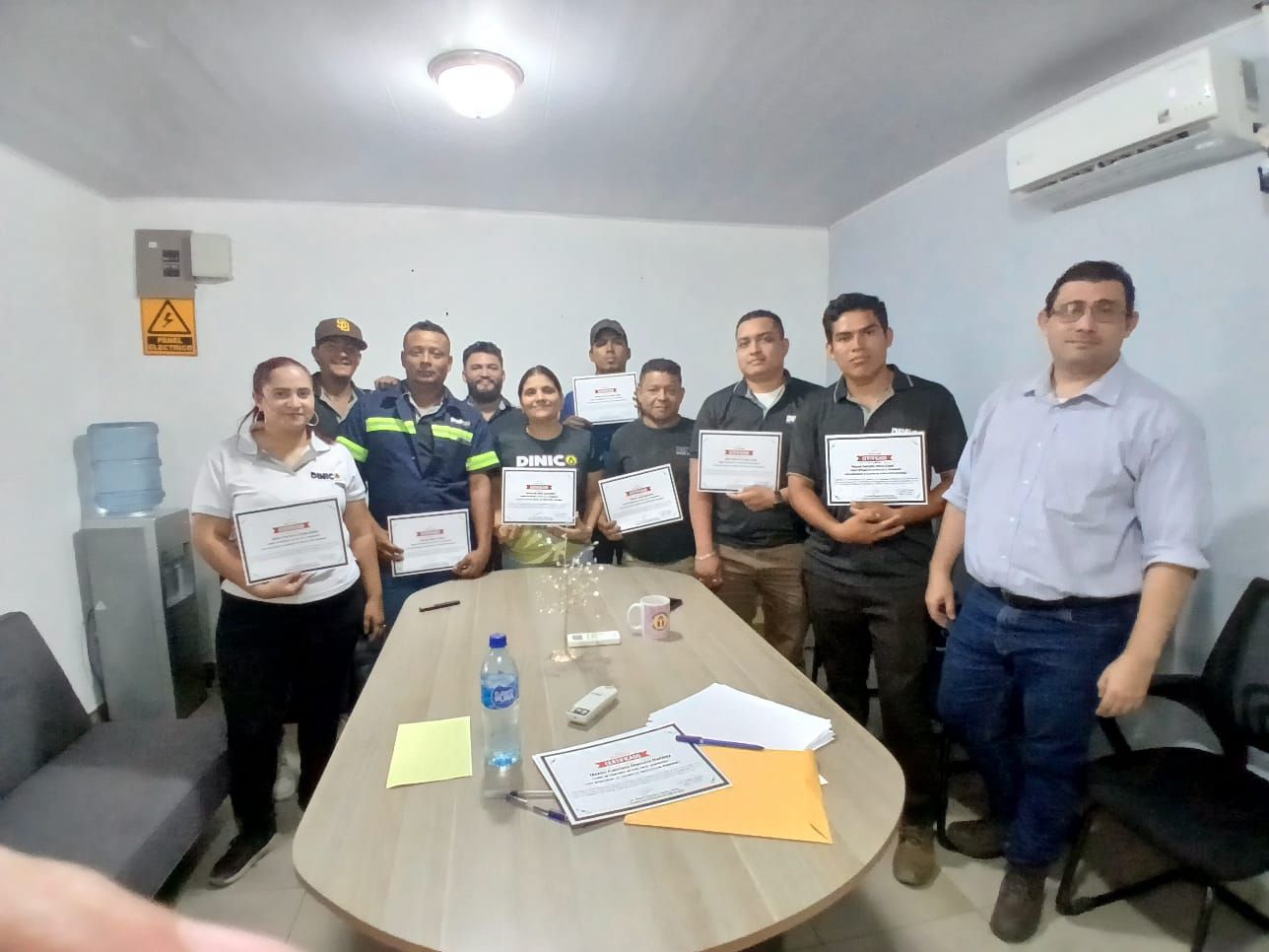 Centro - 📘 Estructura Básica del MOF La mayoría de las guías técnicas ...