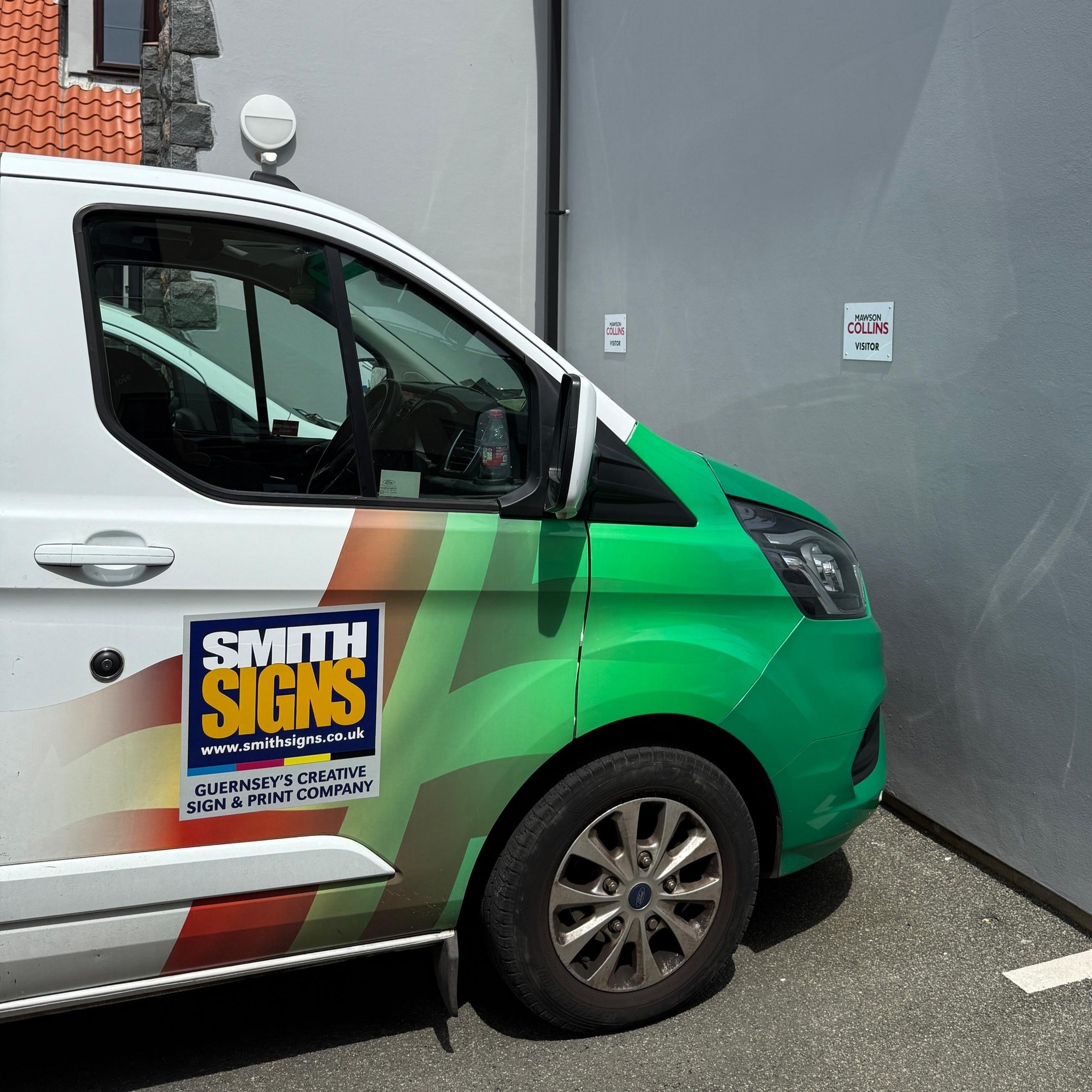 Smith Signs Ltd. | Guernsey
