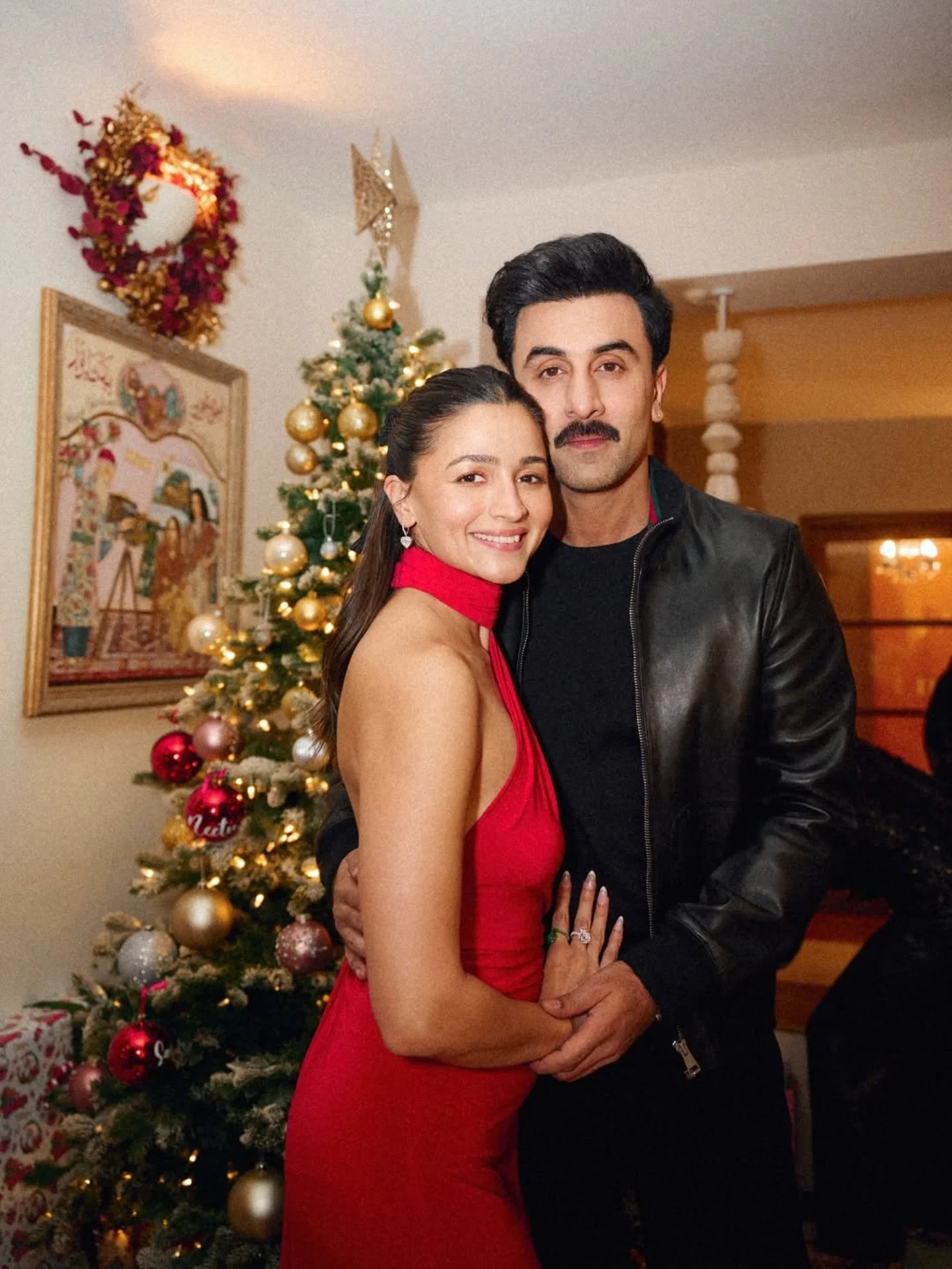 alia bhatt red christmas dress Bhatt's was filled with love, laughter, and warm moments, as she celebrated the festive day with her family. ❤️🥹 . #Aliabhatt #ranbirkapoor #NeetuKapoor #riddhimakapoorsahni #bollywood #fblifestyle colour:MULTI