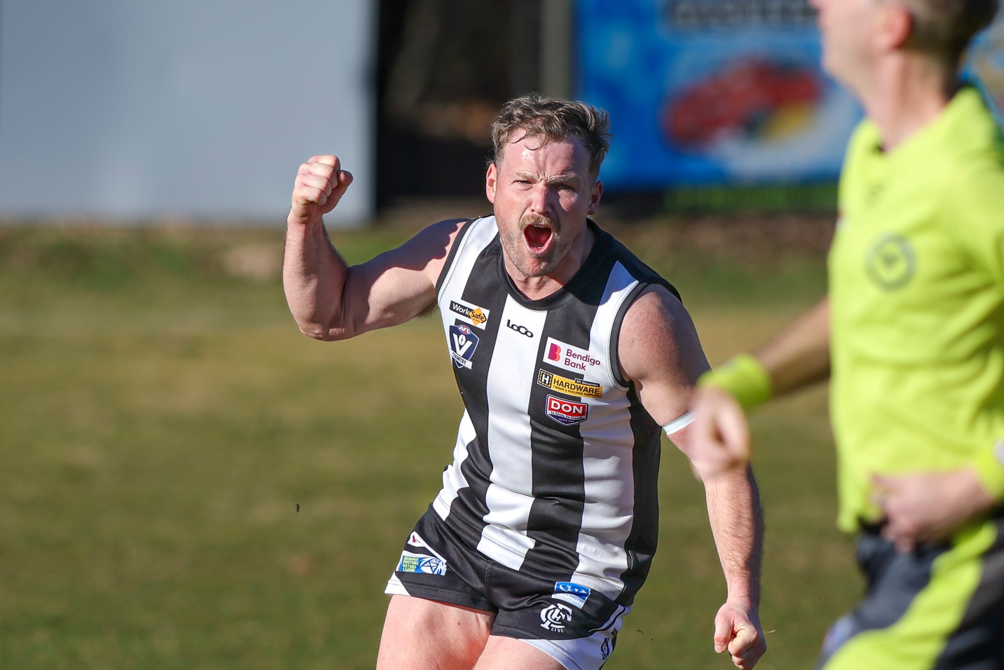 Castlemaine Football... - Castlemaine Football Netball Club