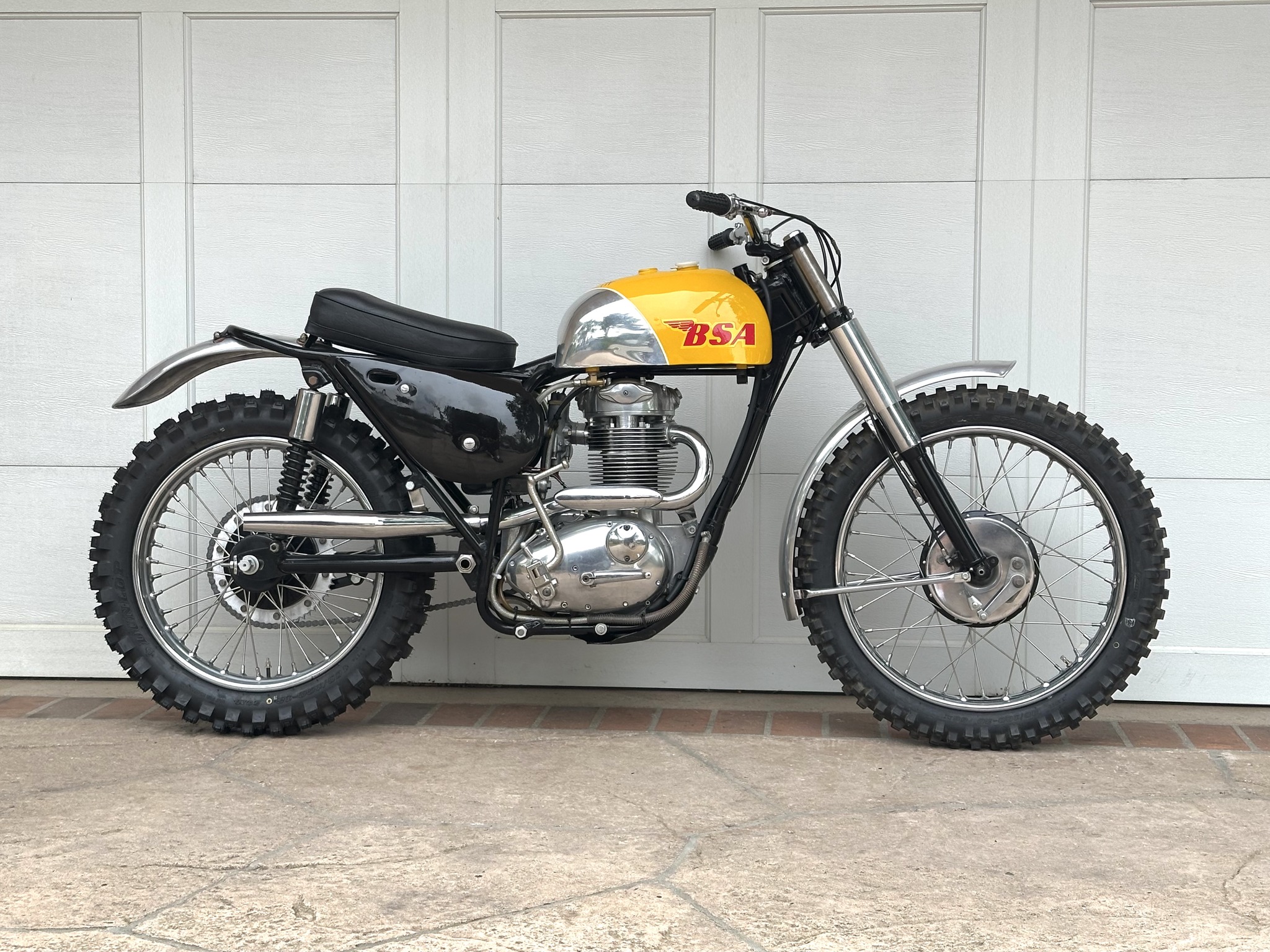 Jeff Smith's 1966 BSA B44 Victor GP replica