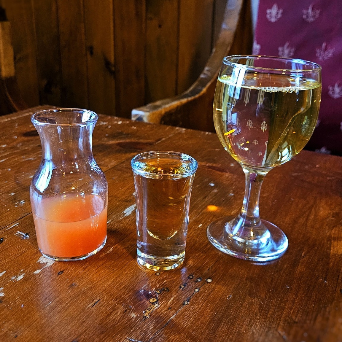 L'Auberge du Dragon Rouge - page officielle | Montreal QC