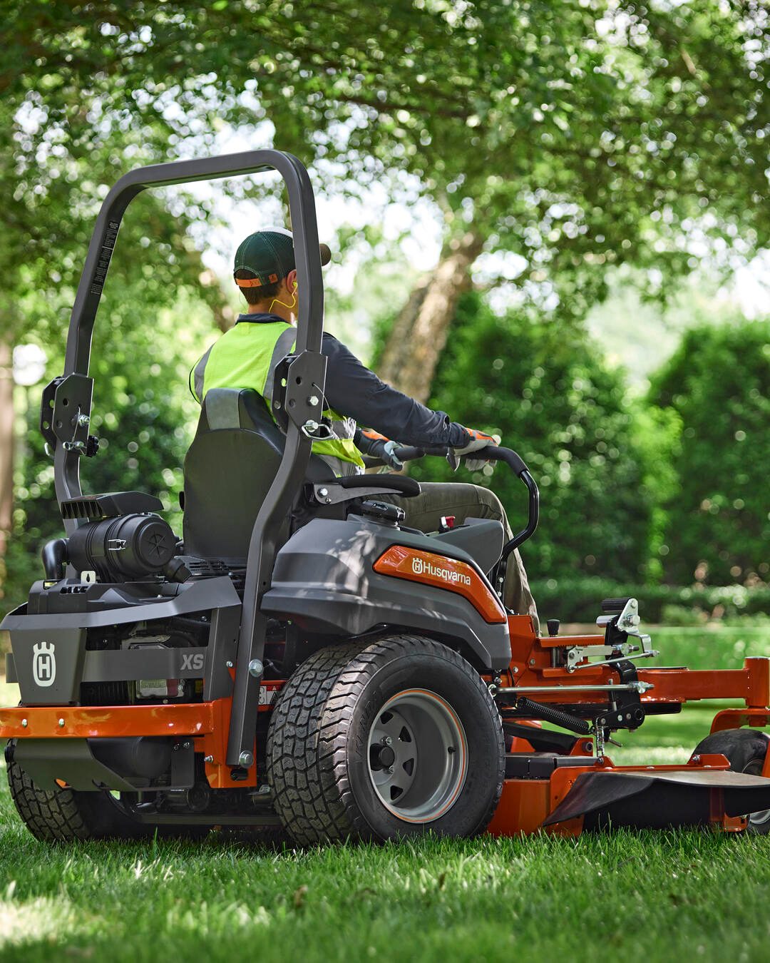 Master the mow with these performance powerhouses! The all-new