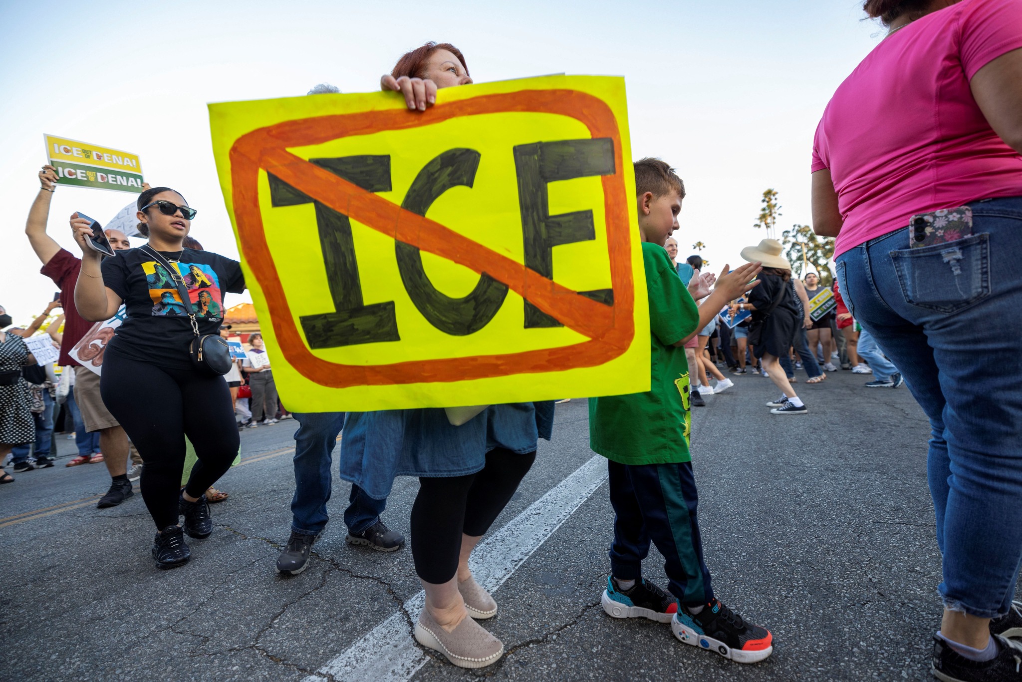 Reuters - As ICE targets courthouses for arrests, immigrant families ...