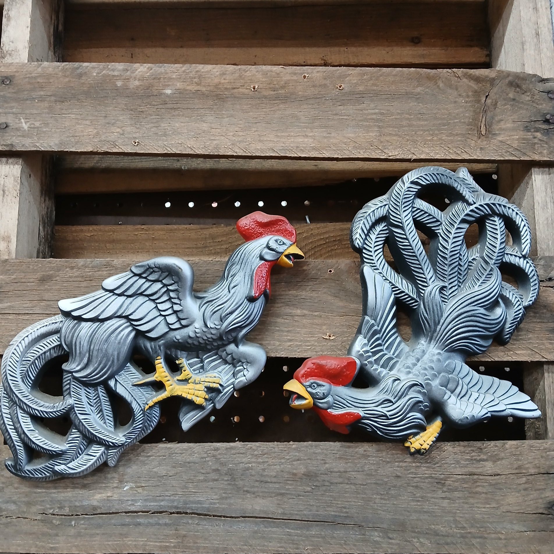 The Vintage Sexton Black Fighting Rooster Wall Plaque is a unique