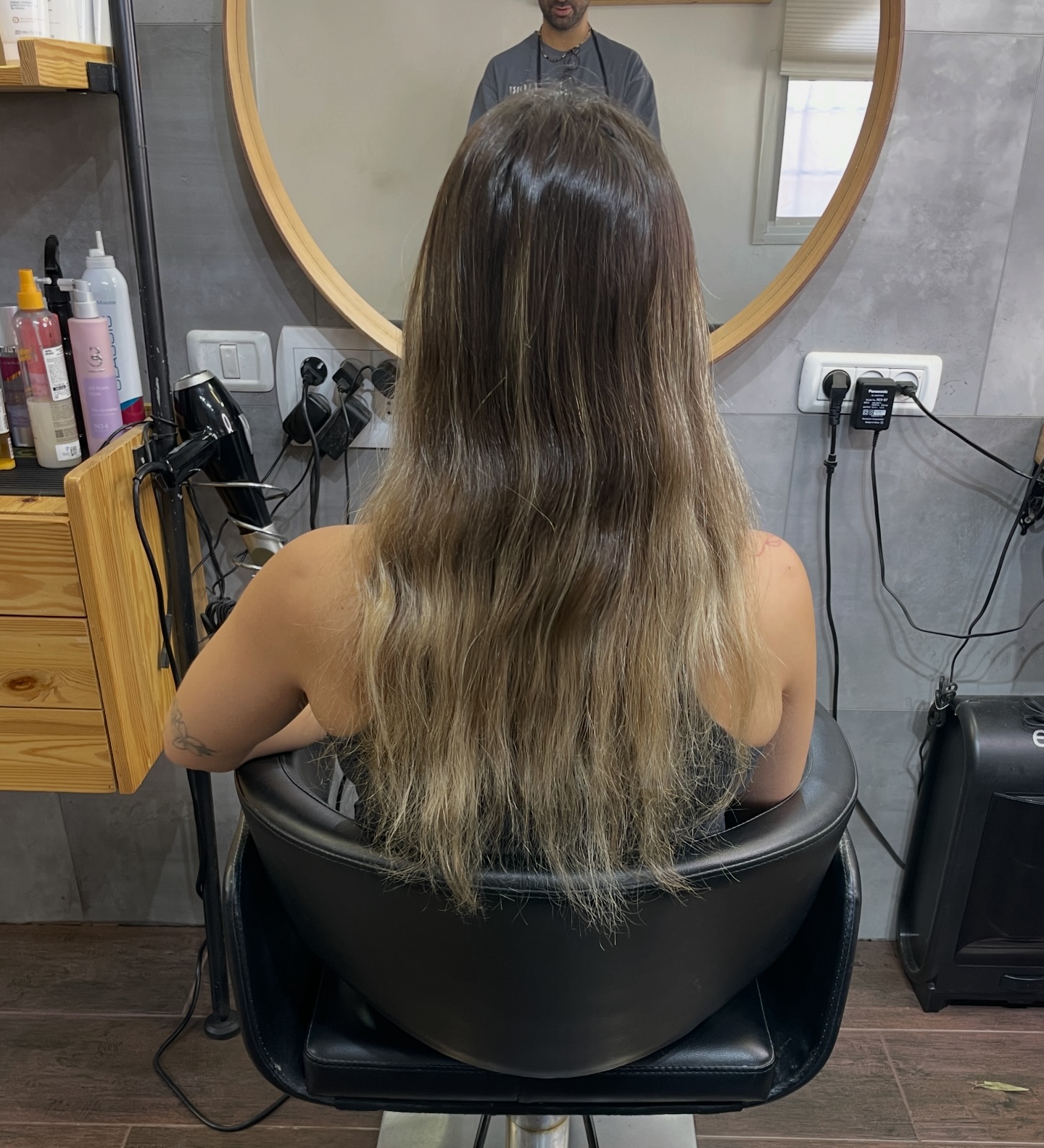 Maori Hair Design - מה אתם חושבים על שקד? היא ככה רצינית ביום יום או ...