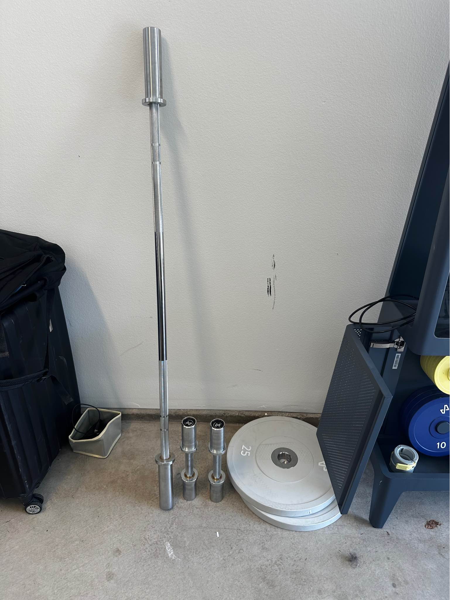 Tempo Studio Home Gym – Full Setup - Weight Lifting Machines & Racks ...