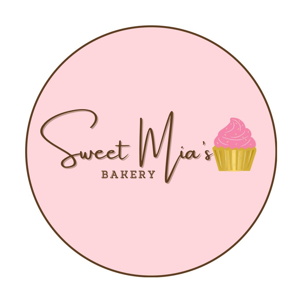 Slices of Vanilla Raspberry Cake today! #sweetsofinstagram #sweetmias # ...