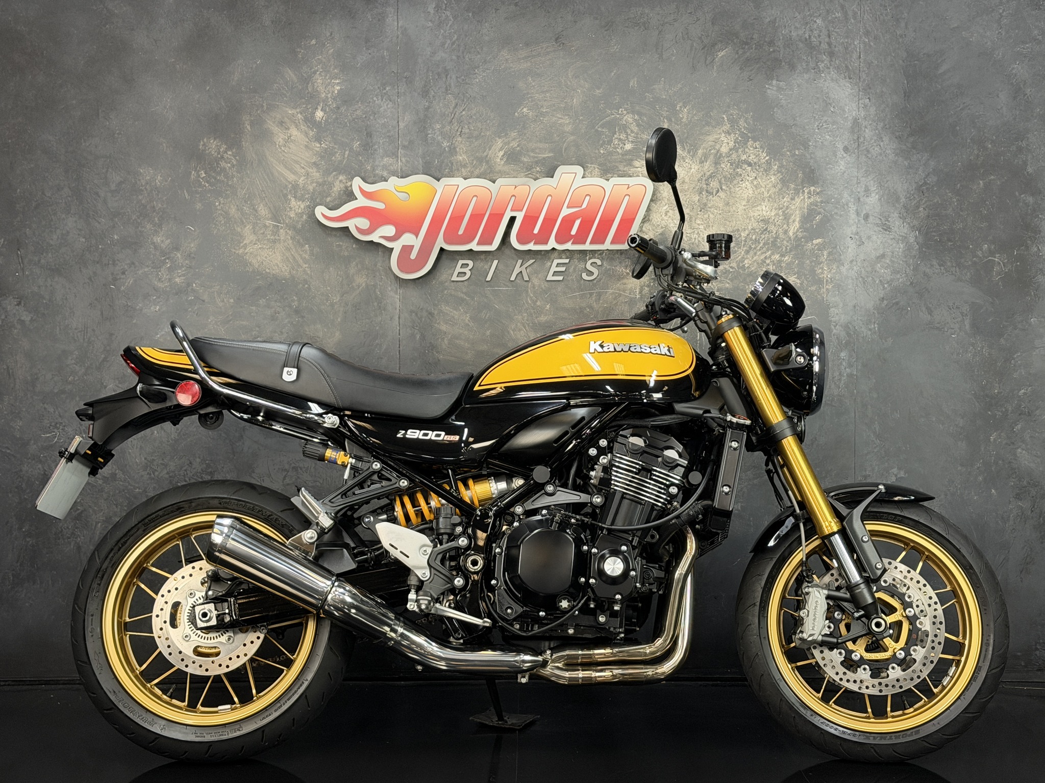 For sale, Kawasaki Z900 RS SE ABS, 2023 '23' plate, 1535 miles