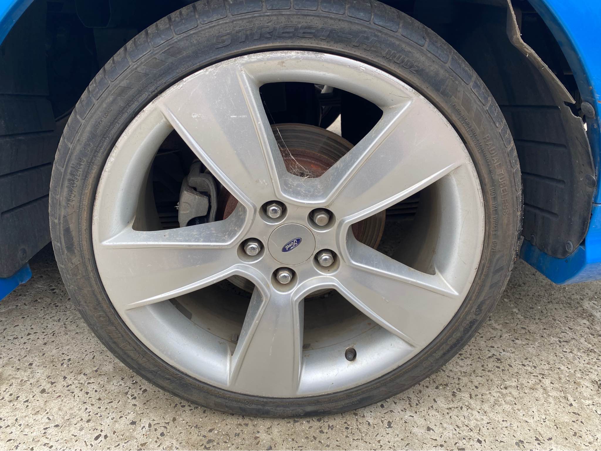 FG Ford Falcon Genuine 19 Inch Lux Pack Rims And Brand New Tyers $1600 ...