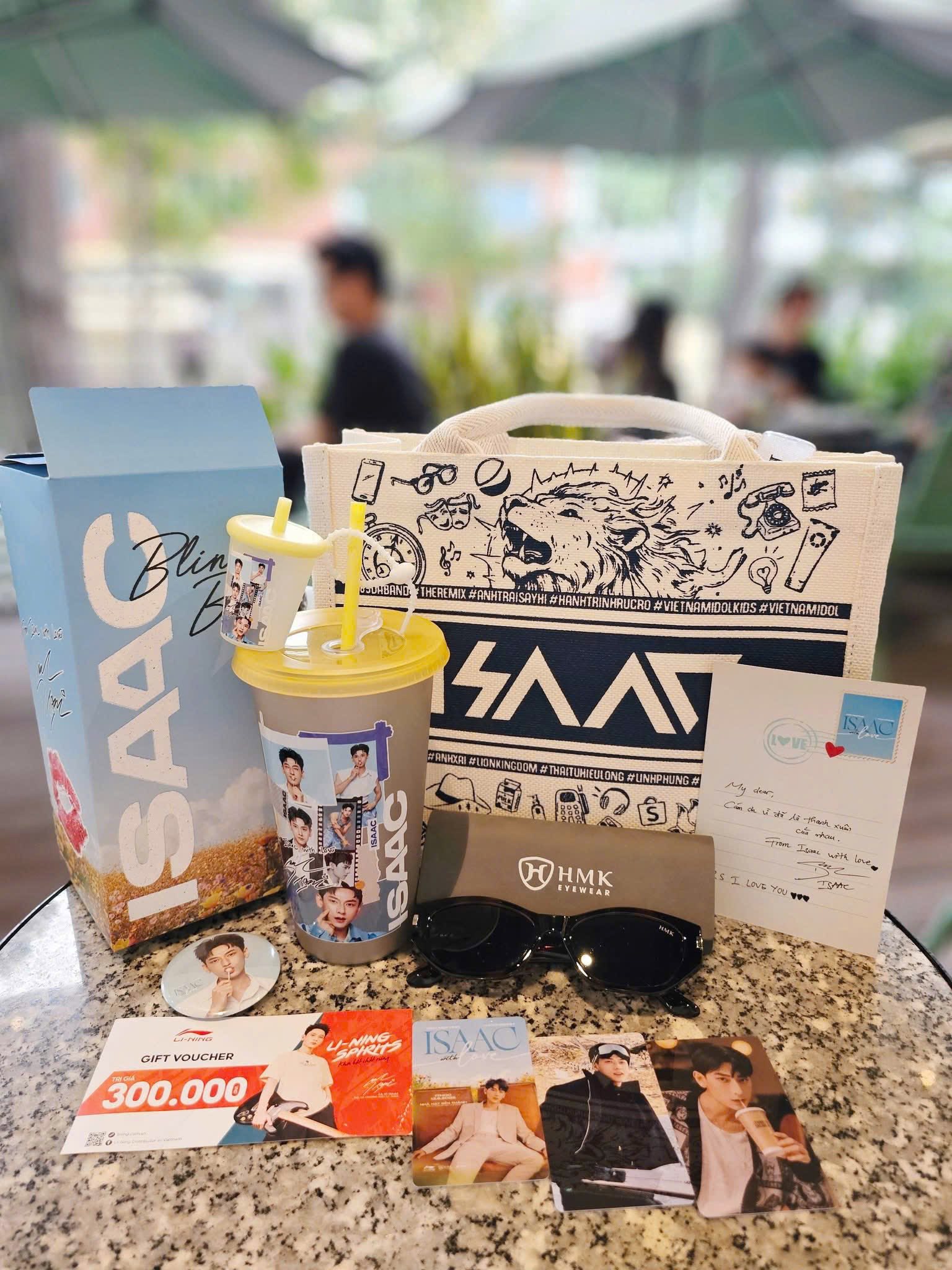 Isaac - Set quà có sự đồng hành cùng Li-Ning Distributor in Vietnam Mắt ...