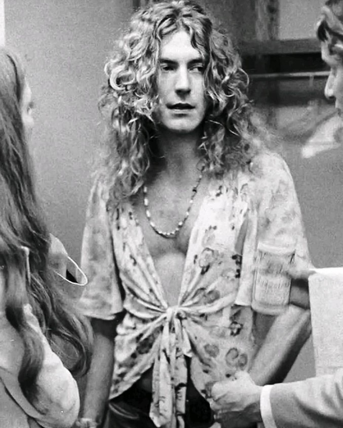 Rock - Robert Plant, the legendary frontman of Led Zeppelin, has ...