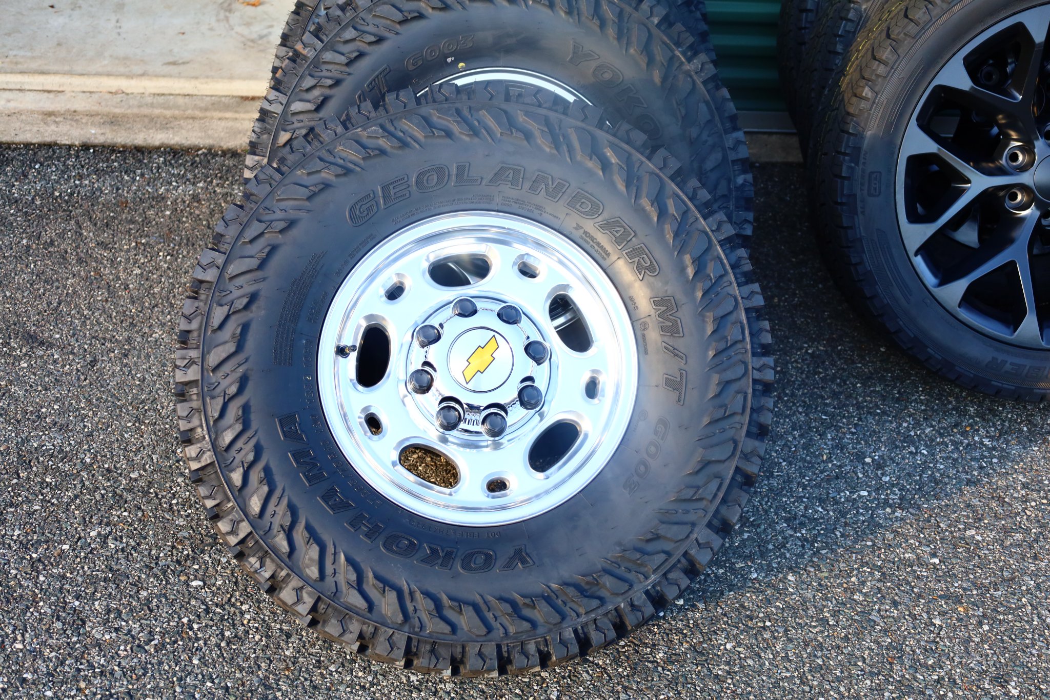 Set Of 8 Lug Chevy/GM 2500 Duramax 8x6.5 New Polished Wheels On 285/75 ...