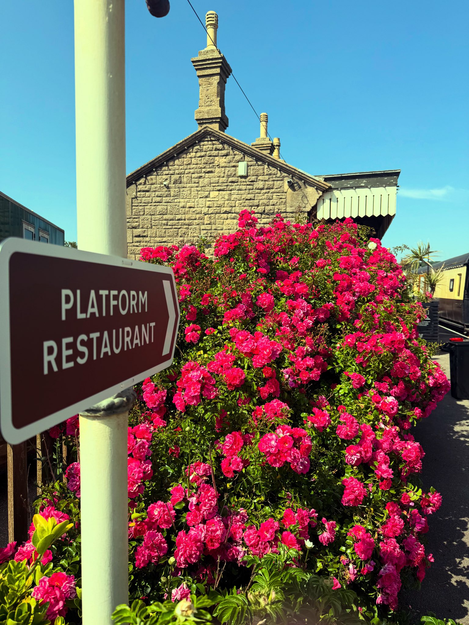 Platform Restaurant | West Bay