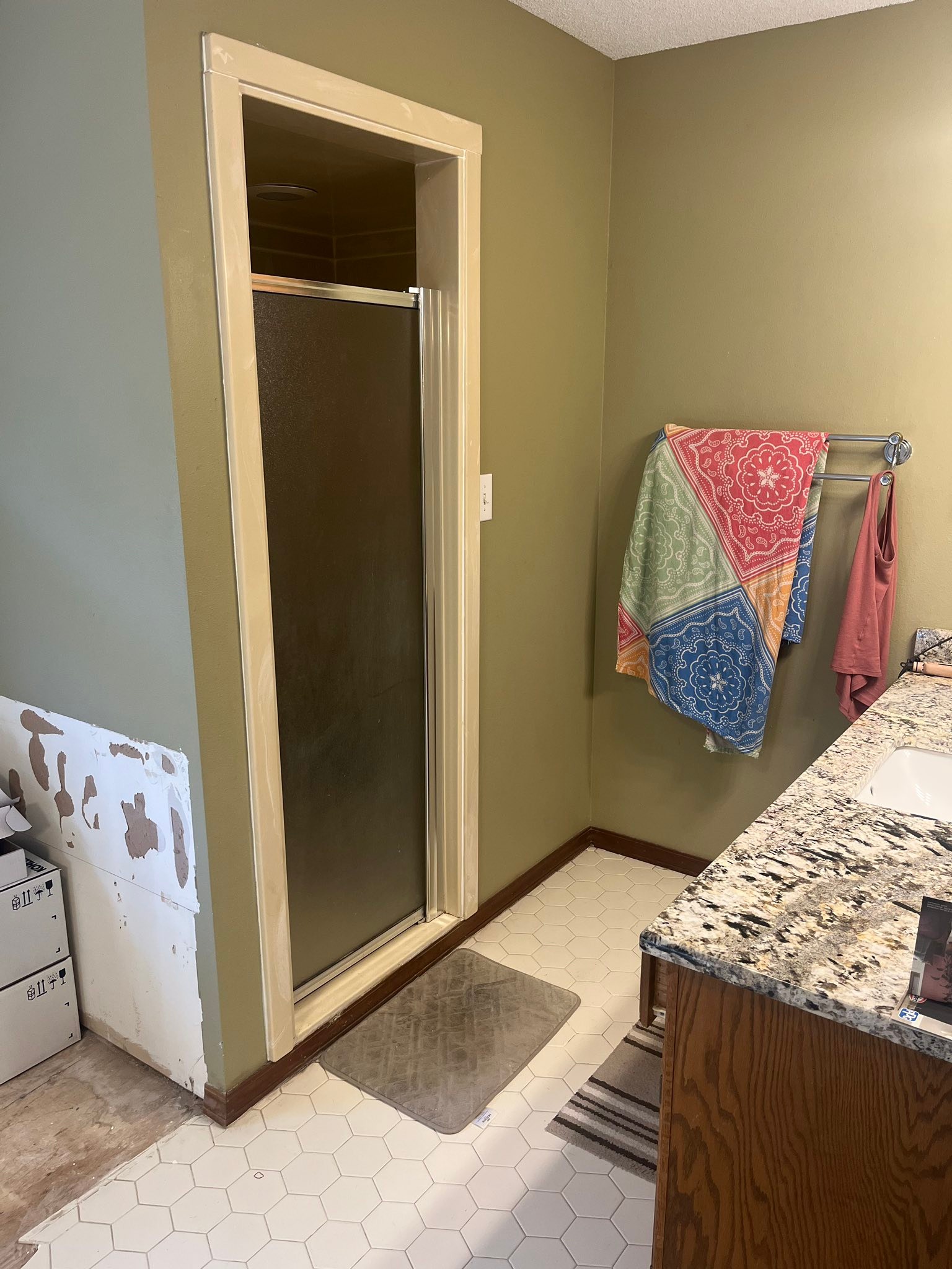 R&B Tile and Floor Covering