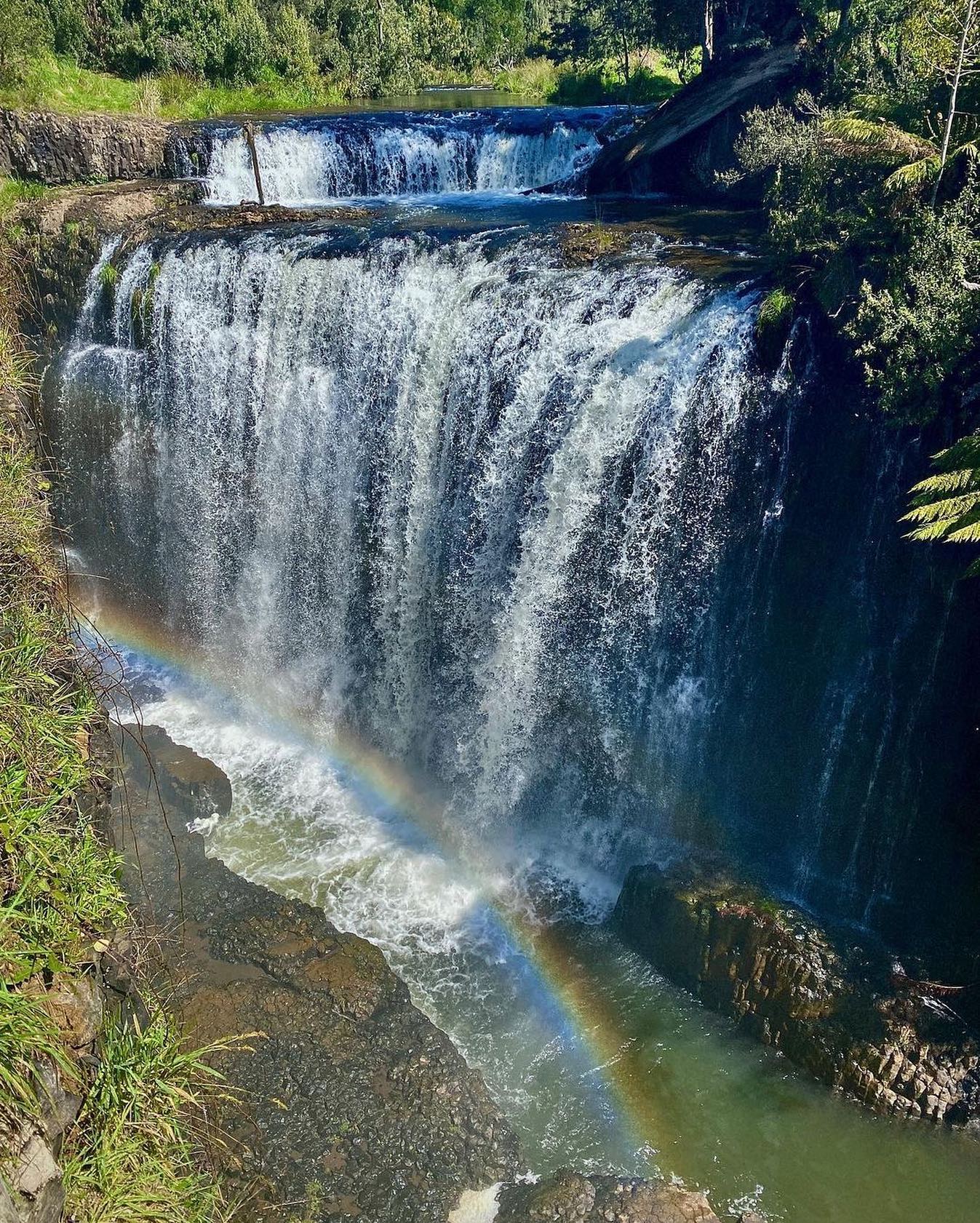 Austrália Afora - 🇦🇺 How beautiful is Guide Falls in...