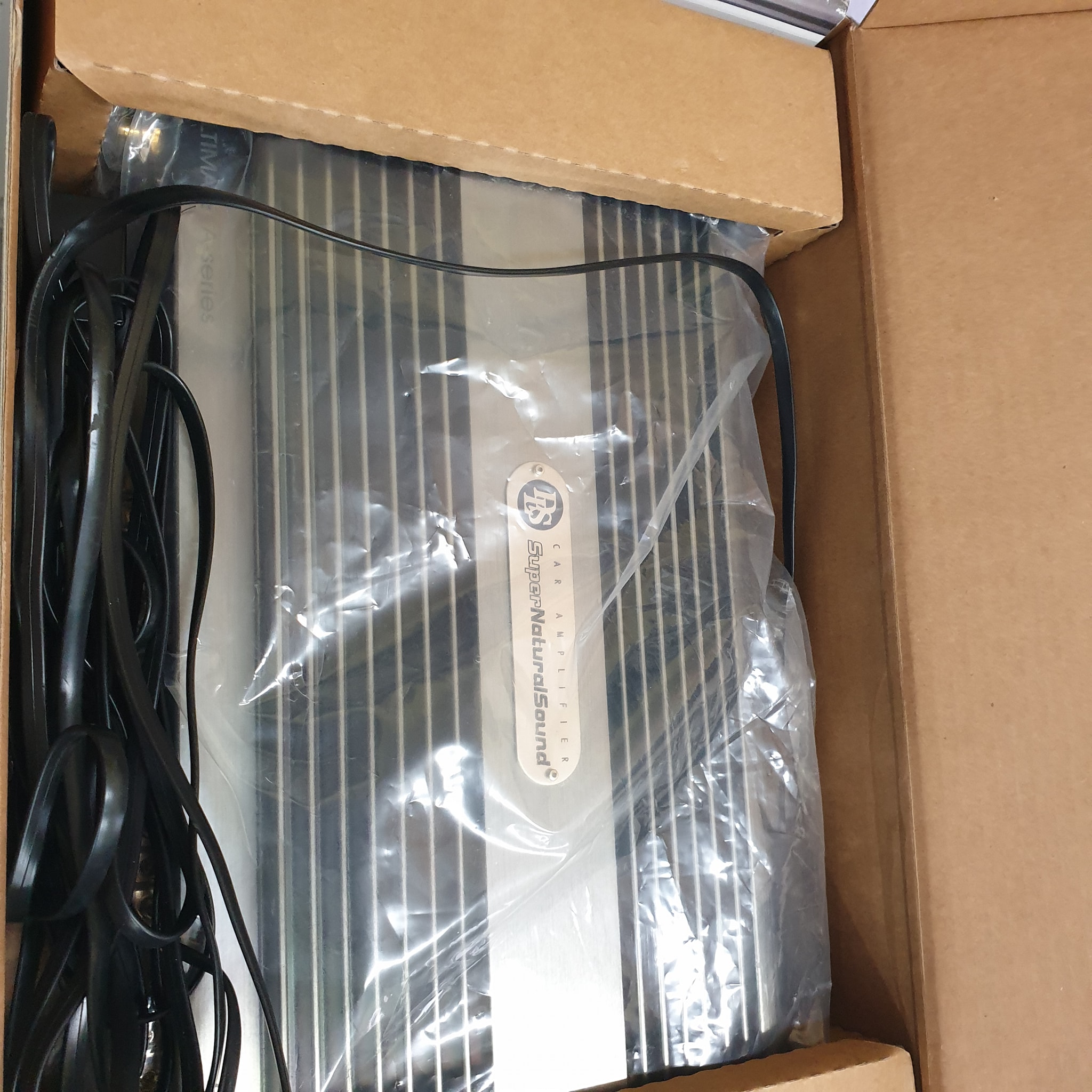 What's the secret to DLS Ultimate A3 dual mono amp?