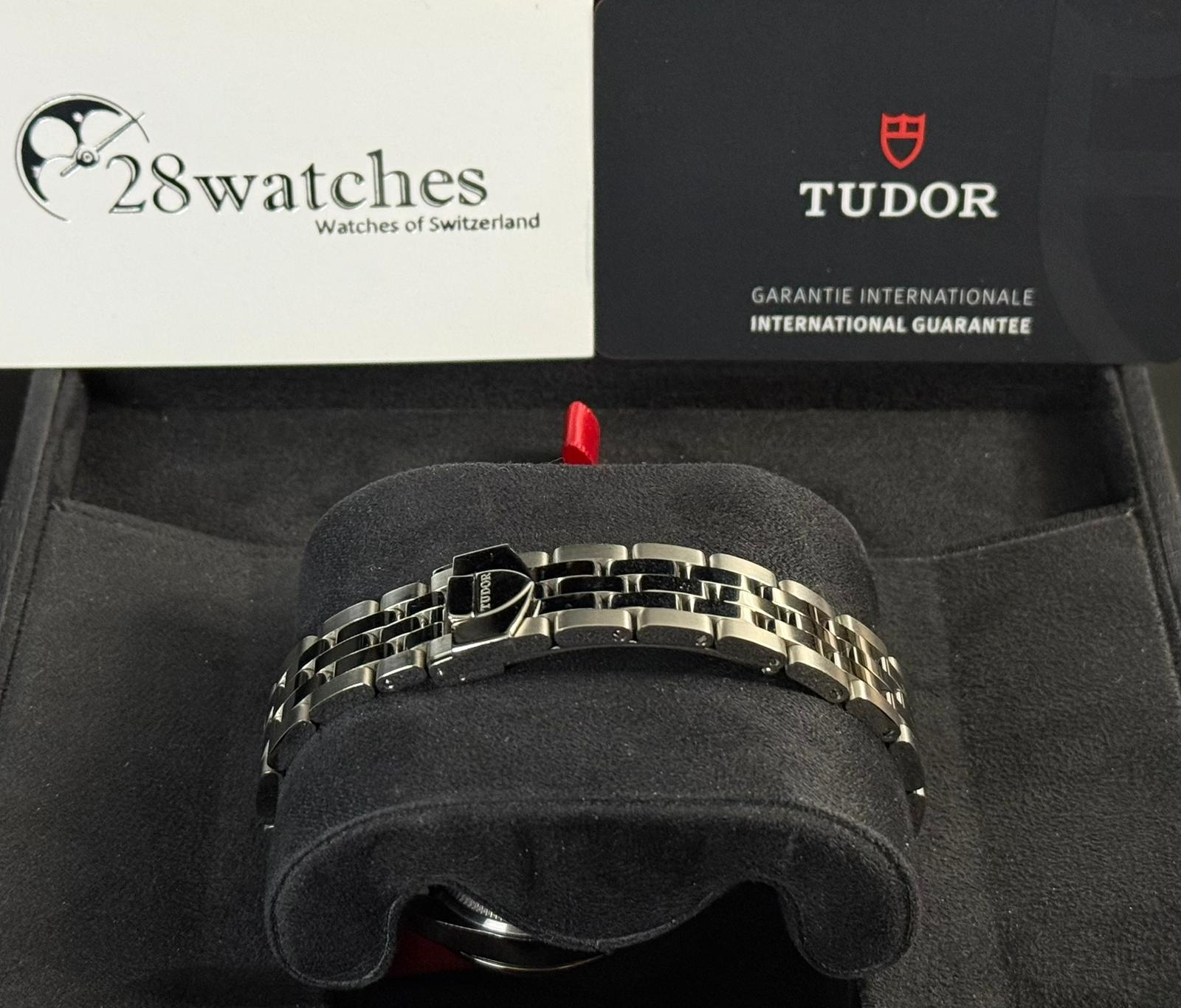 Document De Garantie Tudor - Traduction Garantie 584.07.5Y - Pour Collectionneurs De Montres
