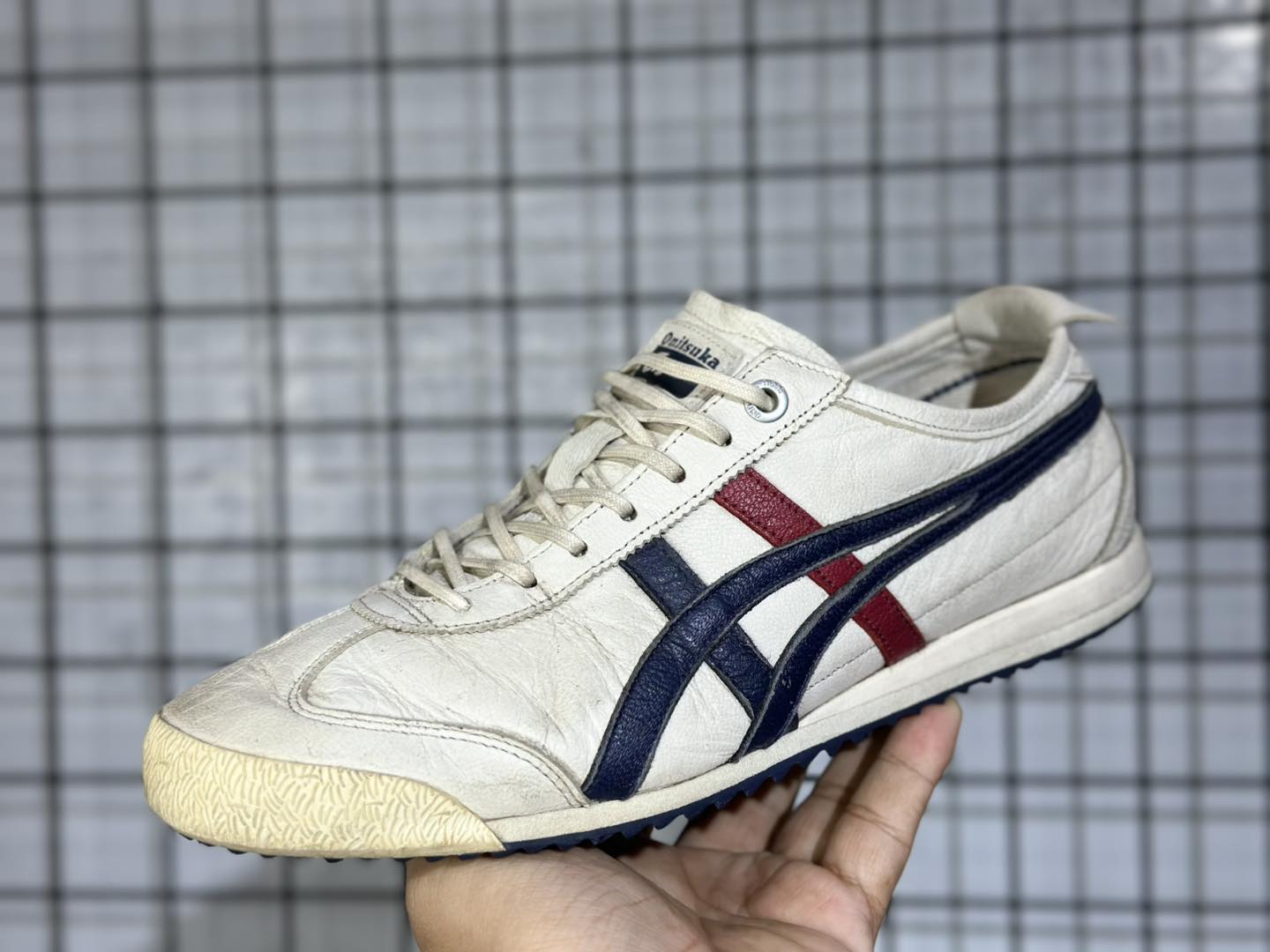 ?ONITSUKA TIGER MEXICO 66 SD CODE: 845 SIZE: 8.5 WOMEN/ 6.5 US 