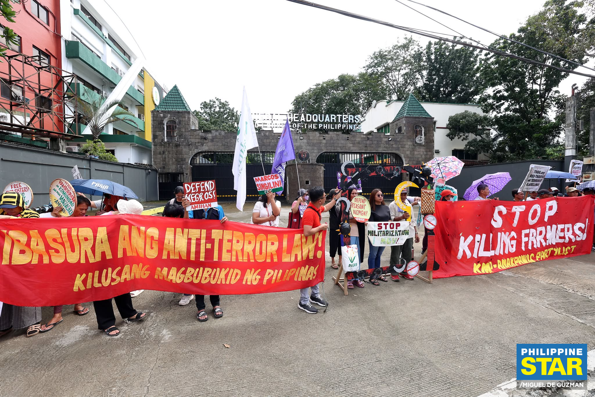 Philippine - Various human rights advocates and farmers' groups, led by ...