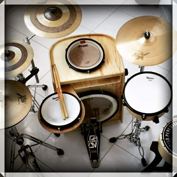 Music Mania - Instrumentos Musicais