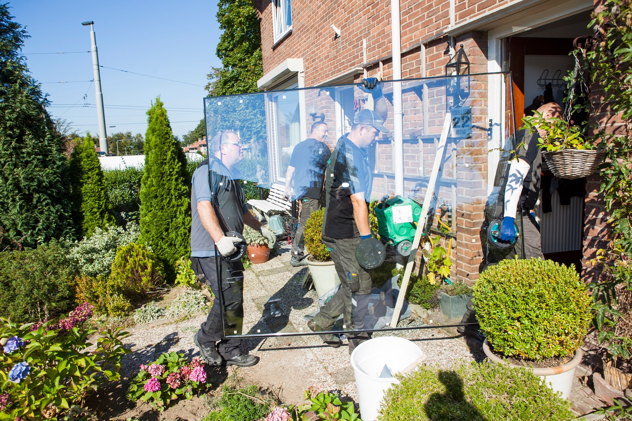 Werken bij De Variabele - VACATURE 2 (VAN 5): GLASZETTERS Binnen De ...
