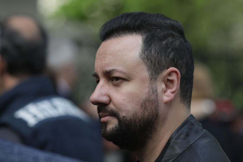 HotNews.ro - Oprirea emisiunii lui Măruță de la ProTV și a... | Facebook