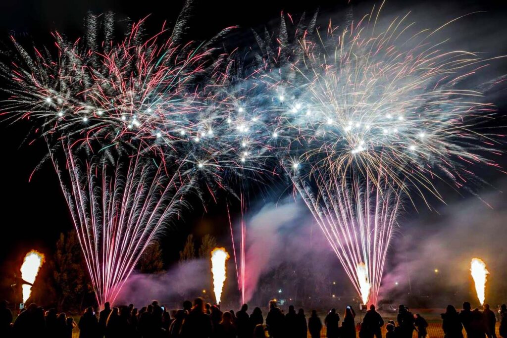 The Guide - 10 bonfire and fireworks displays in and around Merseyside ...