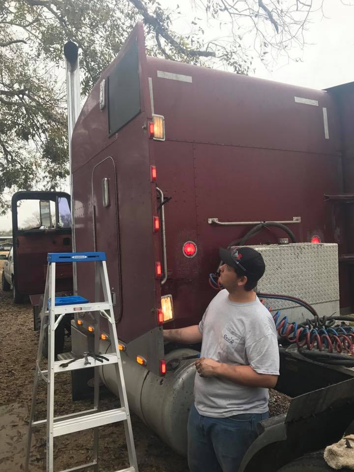 Double R Transport | La Vernia TX